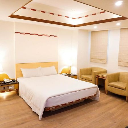 Kao Yuan Hotel - Zhong Zheng Taichung Exterior foto