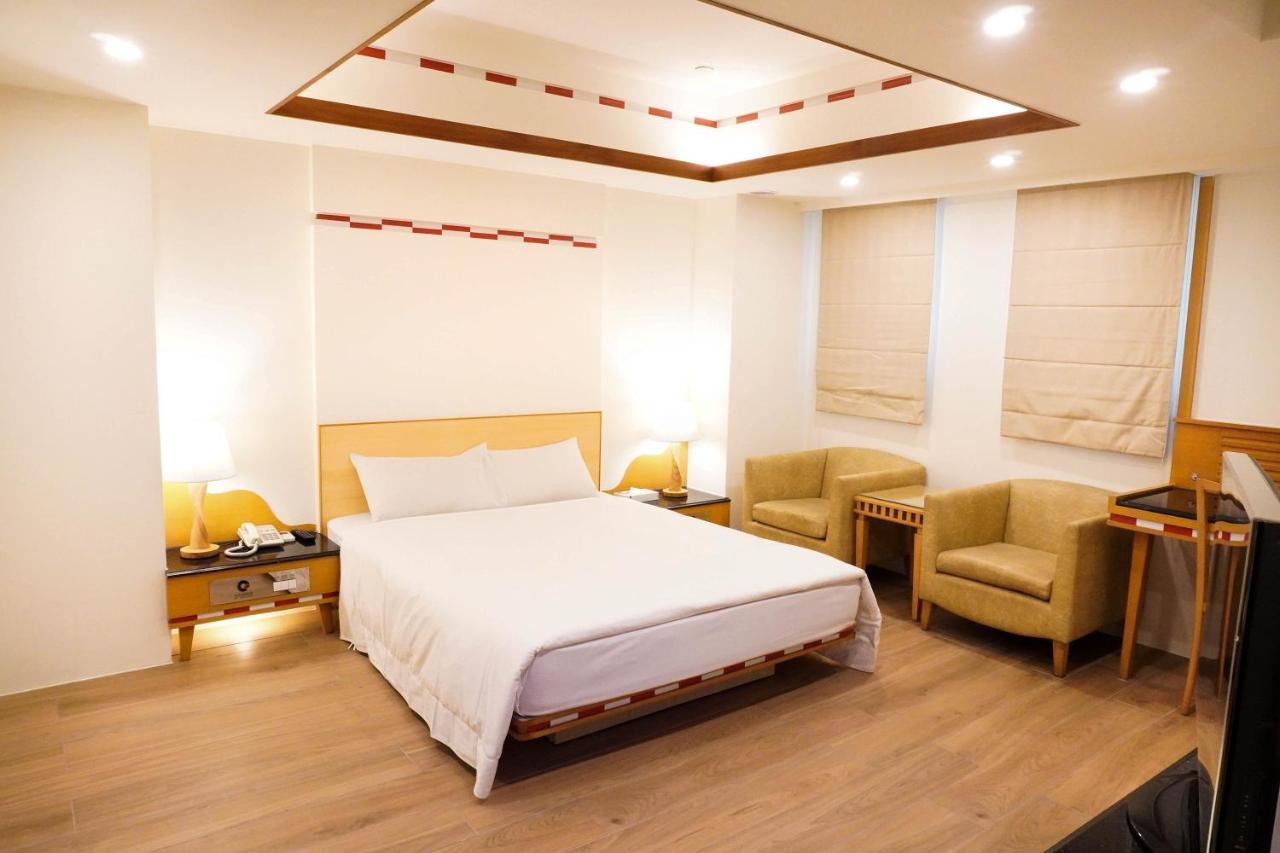 Kao Yuan Hotel - Zhong Zheng Taichung Exterior foto